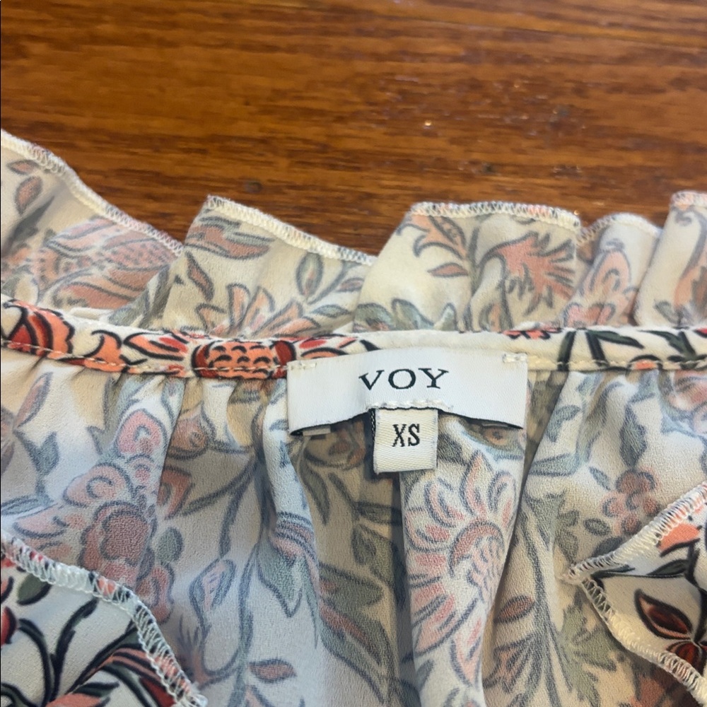 Floral Ruffle Sleeve Blouse XS - Picture 2 of 4